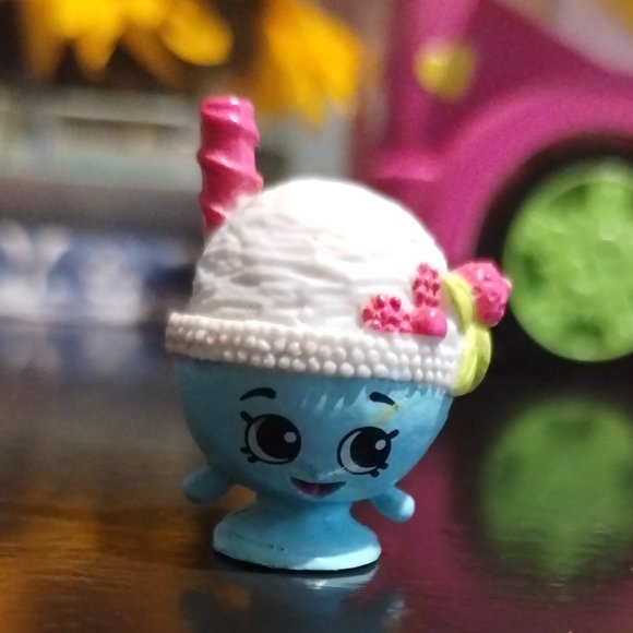Ice Cream Shopkins set! - Picture 12 of 12